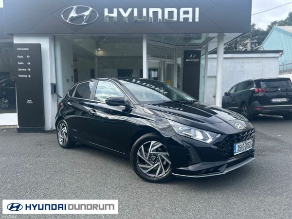 Hyundai i20 Hatchback, Petrol, 2025, Black