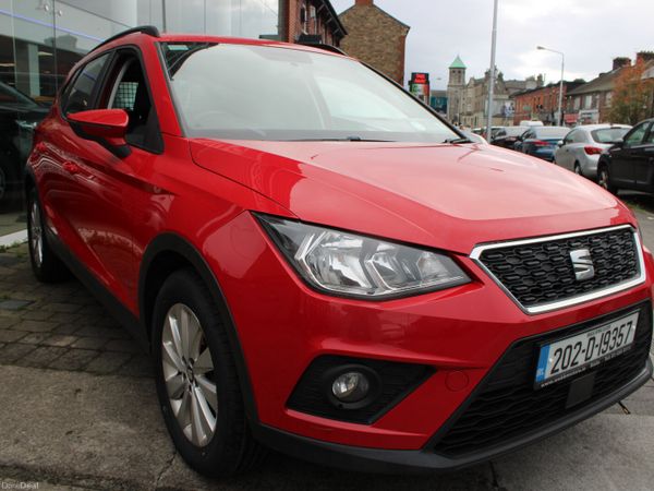 SEAT Arona SUV, Diesel, 2020, Red