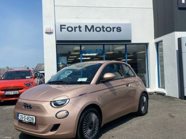 Fiat 500e Hatchback, Electric, 2025, Gold