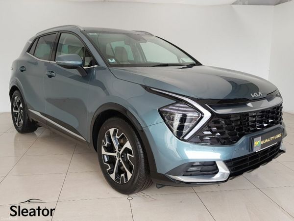 Kia Sportage MPV, Diesel, 2022, Grey