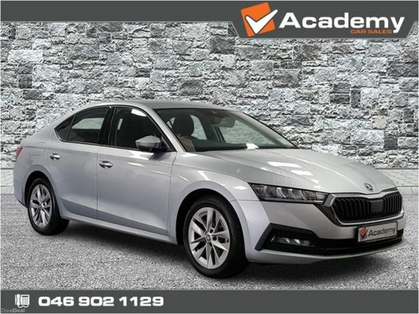 Skoda Octavia Saloon, Petrol Hybrid, 2024, Grey