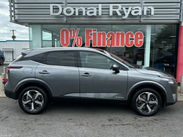 Nissan Qashqai MPV, Petrol, 2023, Grey