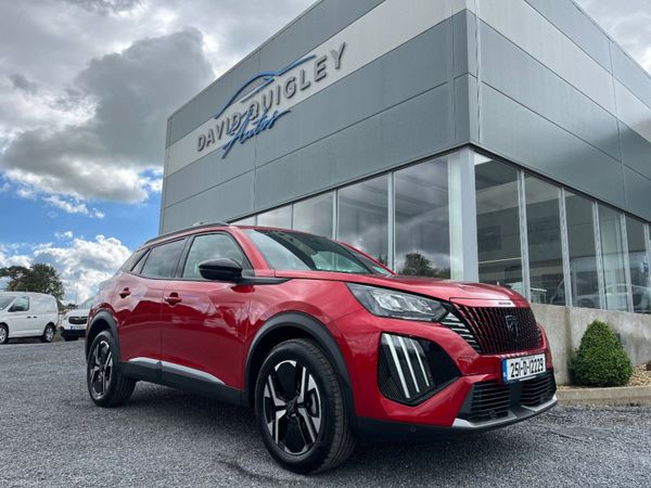 Peugeot 2008 MPV, Petrol, 2025, Red