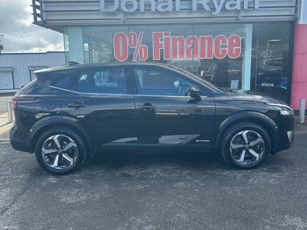 Nissan Qashqai SUV, Petrol Hybrid, 2023, Black