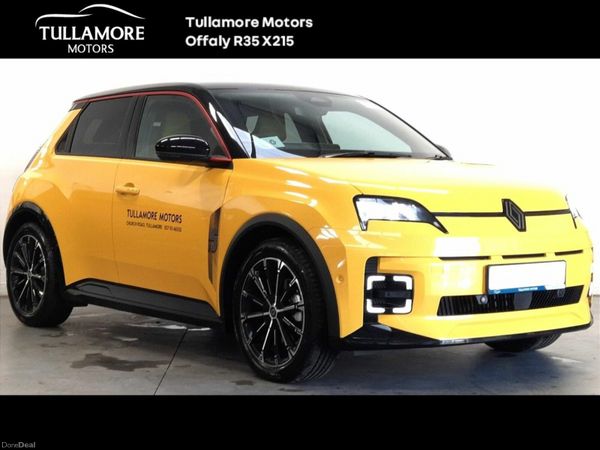 Renault 5 Hatchback, Electric, 2025, Yellow