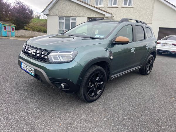 Dacia Duster SUV, Diesel, 2023, Green