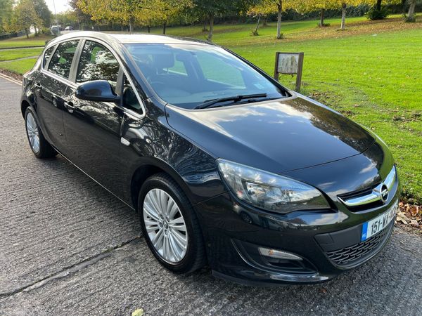 Opel Astra MPV, Petrol, 2015, Black