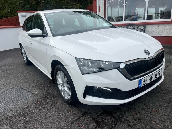 Skoda Scala Hatchback, Petrol, 2022, White