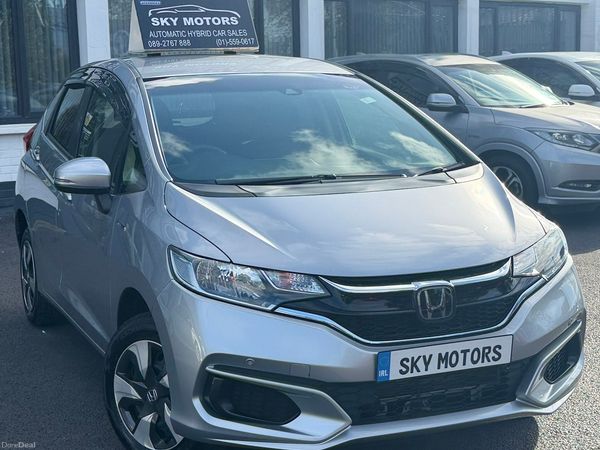 Honda Fit Hatchback, Petrol Hybrid, 2019, Silver