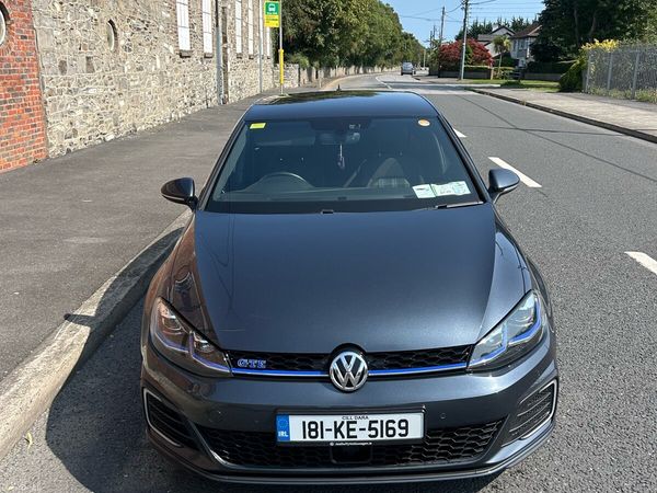 Volkswagen Golf Hatchback, Petrol Plug-in Hybrid, 2018, Blue