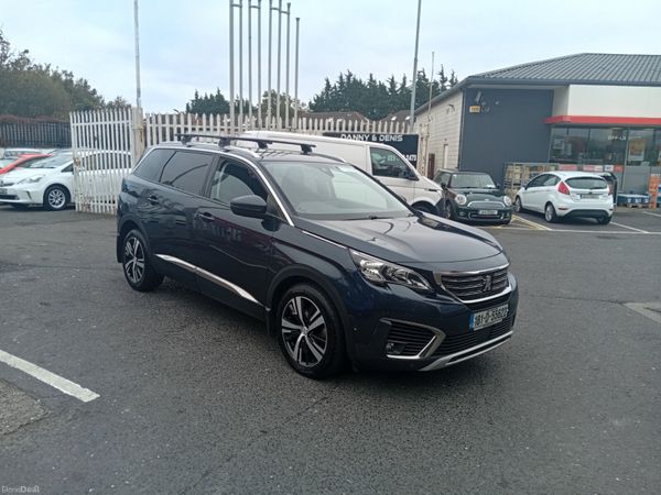 Peugeot 5008 MPV, Diesel, 2018, Blue