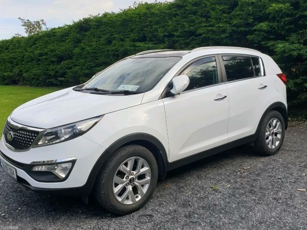 Kia Sportage SUV, Diesel, 2015, White