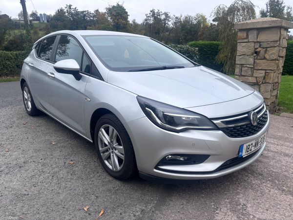 Vauxhall Astra Hatchback, Diesel, 2018, Silver