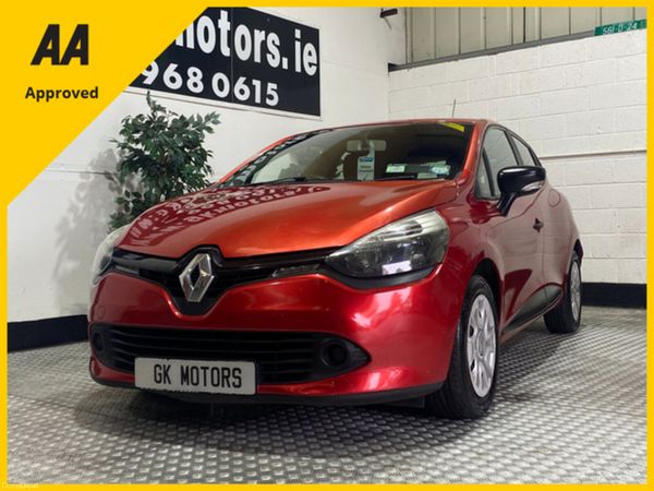 Renault Clio Hatchback, Petrol, 2013, Red