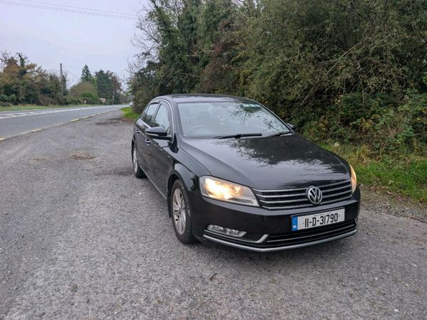 Volkswagen Passat Saloon, Diesel, 2011, Black