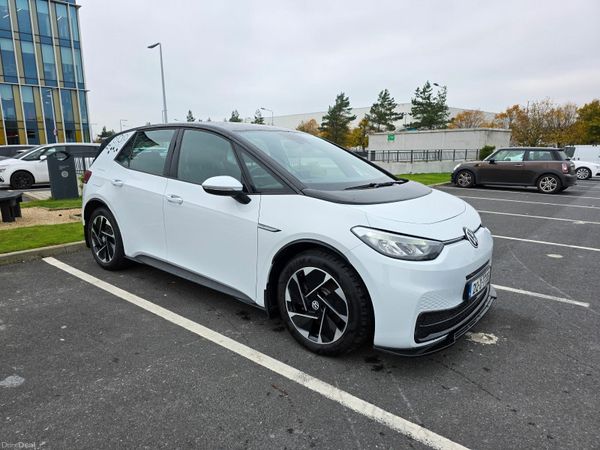 Volkswagen ID.3 Hatchback, Electric, 2021, White