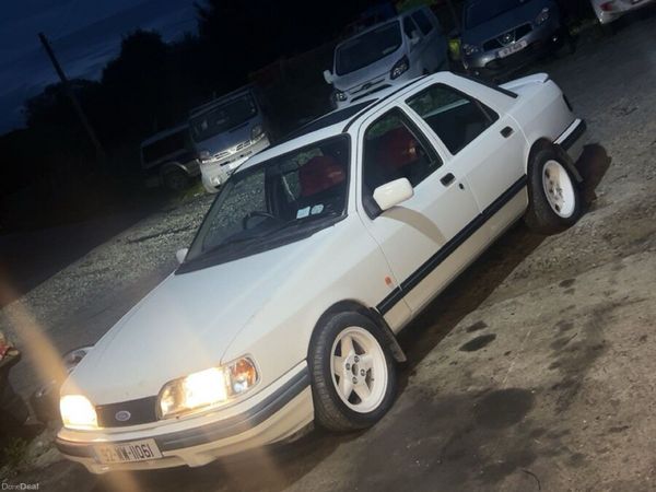 Ford Sierra Saloon, Petrol, 1992, White
