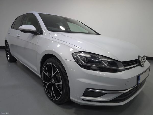 Volkswagen Golf Hatchback, Petrol, 2017, White
