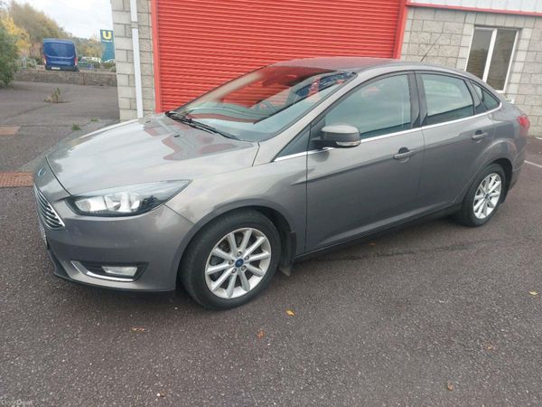 Ford Focus Saloon, Diesel, 2015, Brown