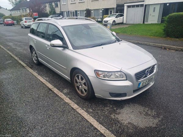 Volvo V50 Estate, Diesel, 2012, Silver