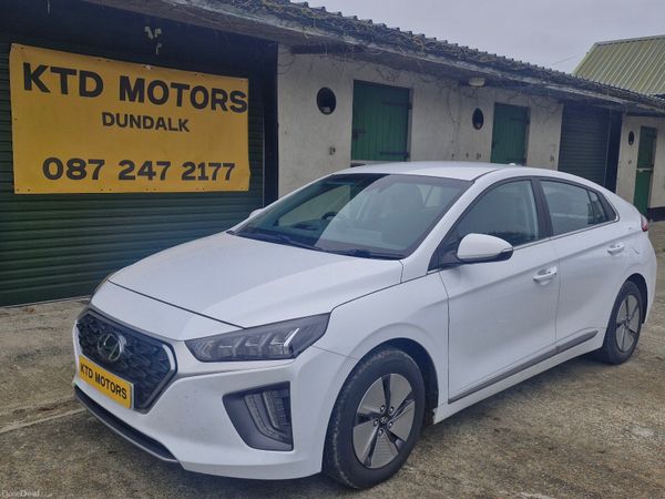 Hyundai IONIQ Hatchback, Petrol Hybrid, 2022, White