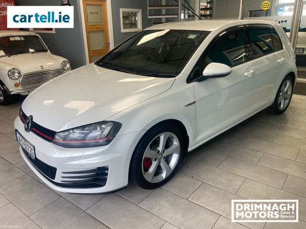 Volkswagen Golf Hatchback, Petrol, 2014, White