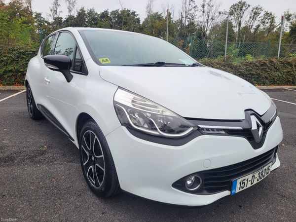 Renault Clio Hatchback, Petrol, 2015, White
