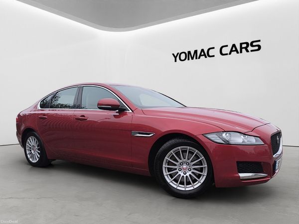 Jaguar XF Saloon, Diesel, 2015, Red