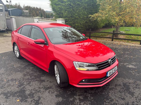 Volkswagen Jetta Saloon, Diesel, 2018, Red