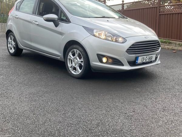 Ford Fiesta Hatchback, Diesel, 2013, Silver