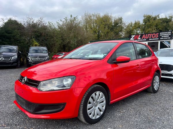 Volkswagen Polo Hatchback, Petrol, 2012, Red