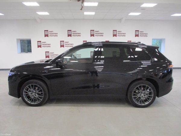 Leapmotor C10 SUV, Petrol Plug-in Hybrid, 2025, Black