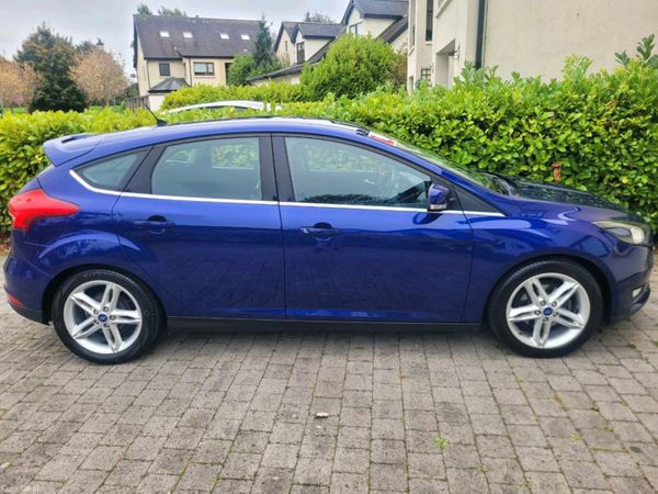Ford Focus Hatchback, Diesel, 2015, Blue