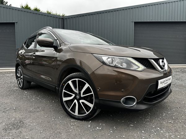 Nissan Qashqai MPV, Diesel, 2015, Brown