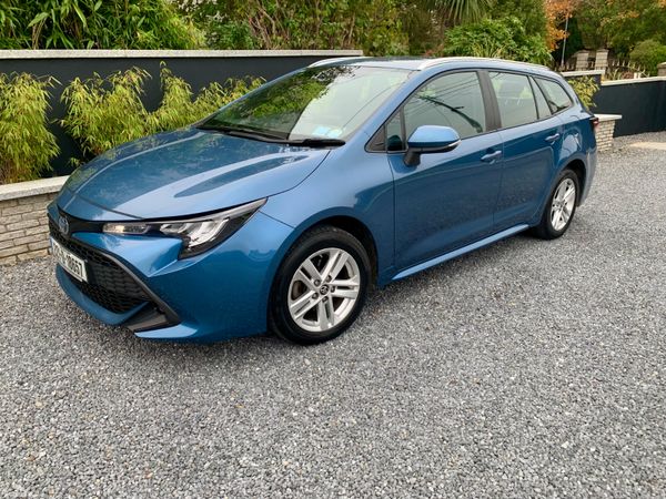 Toyota Corolla Estate/Jeep, Petrol Hybrid, 2022, Blue