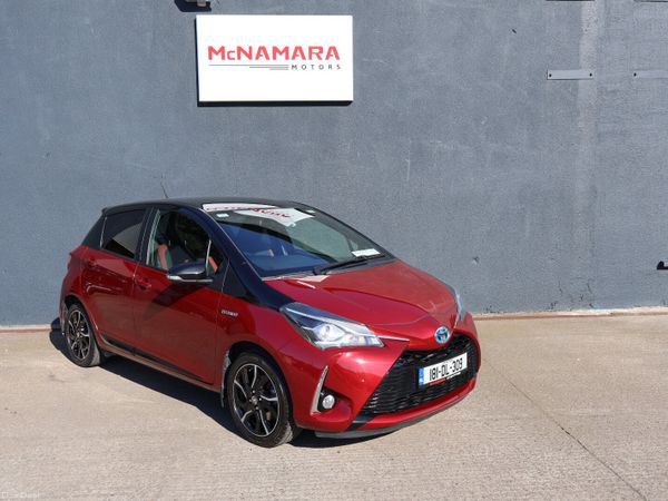 Toyota Yaris MPV, Petrol Hybrid, 2018, Red