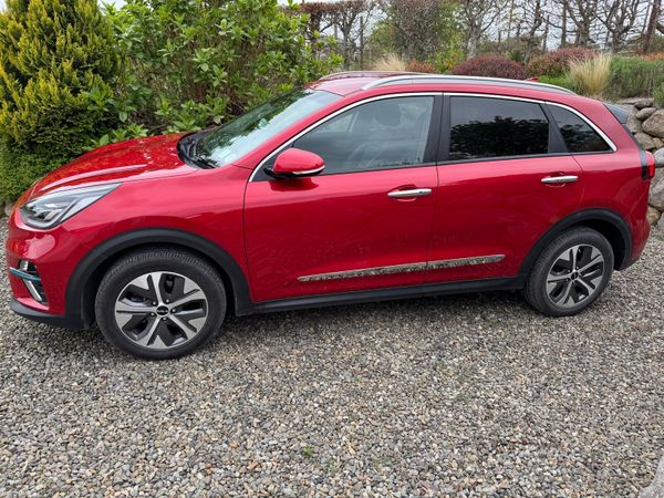 Kia e-Niro Estate/Jeep, Electric, 2022, Red