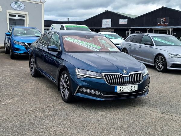 Skoda Superb Saloon, Diesel, 2023, Blue