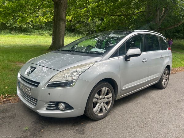Peugeot 5008 MPV, Diesel, 2010, Silver