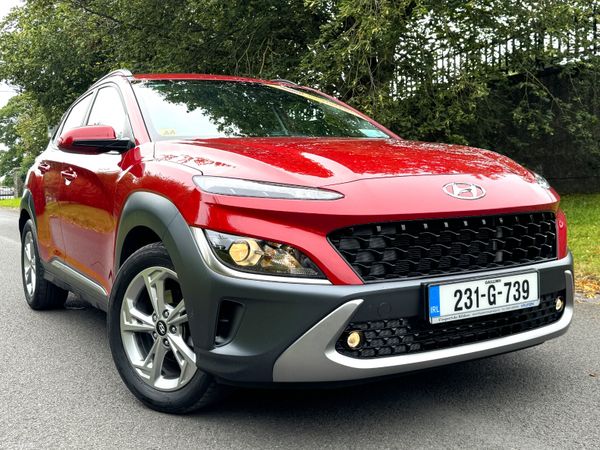 Hyundai KONA MPV, Petrol, 2023, Red
