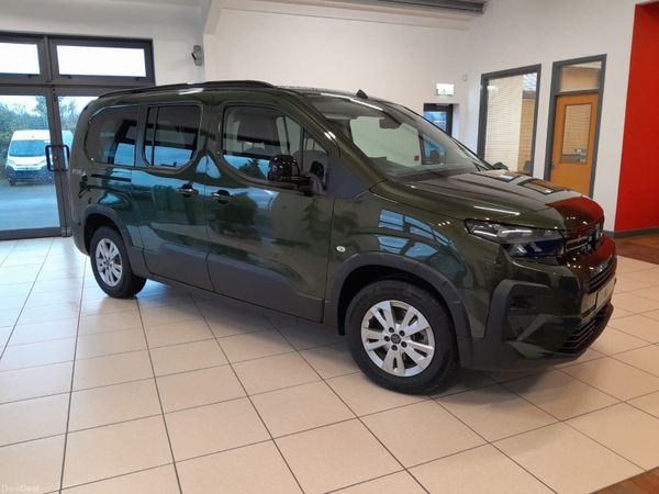 Peugeot Rifter MPV, Diesel, 2026, Green
