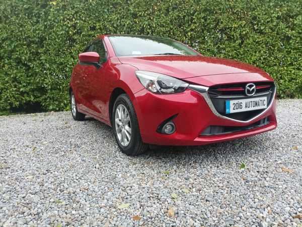Mazda Mazda2 Hatchback, Petrol, 2016, Red