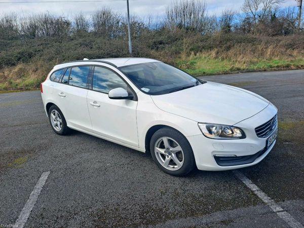 Volvo V60 Estate, Diesel, 2015, White