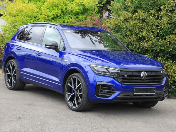 Volkswagen Touareg SUV, Petrol Plug-in Hybrid, 2022, Blue