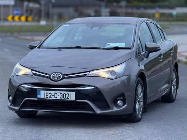 Toyota Avensis Saloon, Diesel, 2016, Beige