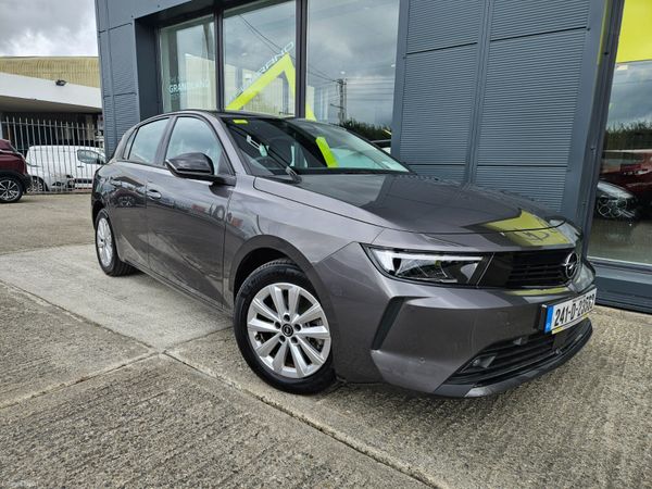 Opel Astra Hatchback, Diesel, 2024, Grey