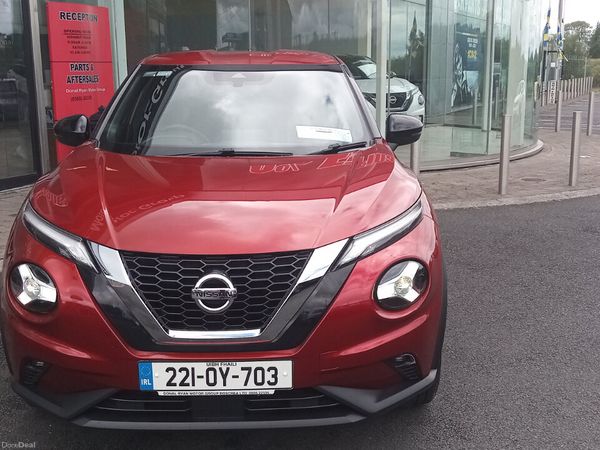 Nissan Juke SUV, Petrol, 2022, Red