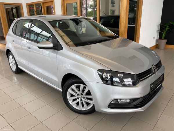 Volkswagen Polo Hatchback, Petrol, 2016, Silver