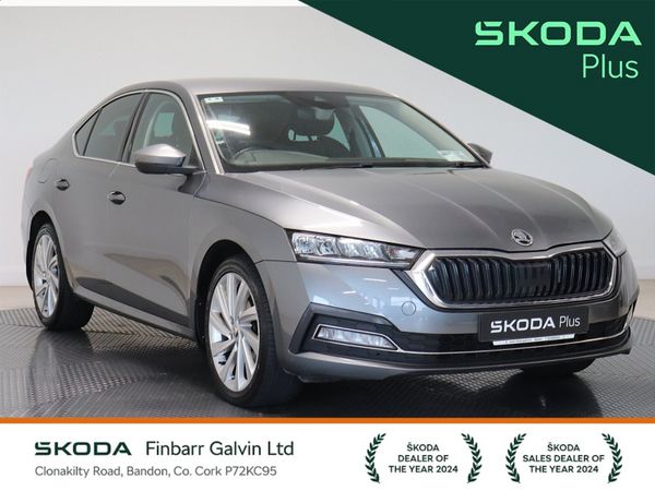 Skoda Octavia Saloon, Diesel, 2022, Grey