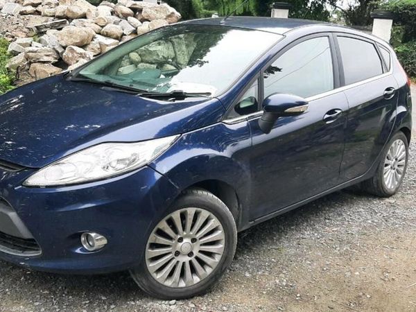Ford Fiesta Hatchback, Diesel, 2010, Blue